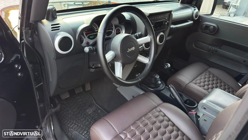 Jeep Wrangler Unlimited 2.8 CRD MTX Sahara - 5