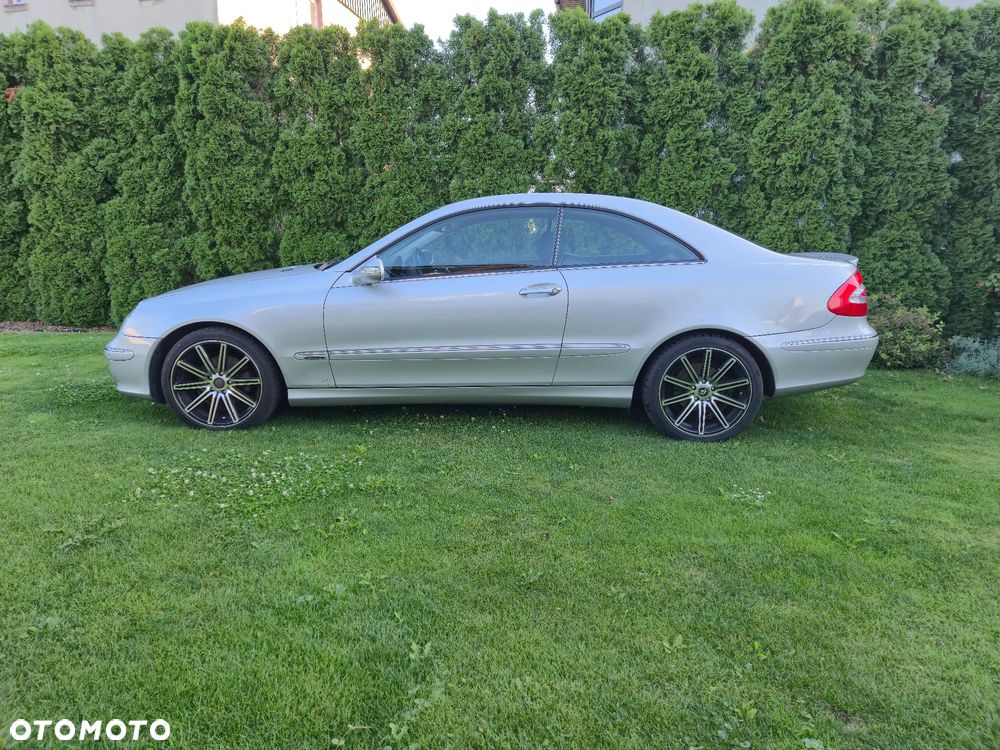 Mercedes-Benz CLK - 2