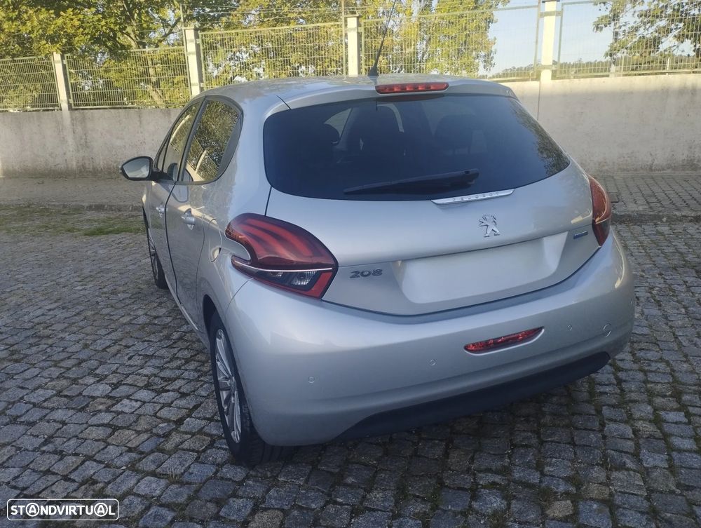 Peugeot 208 1.2 PureTech Access - 3