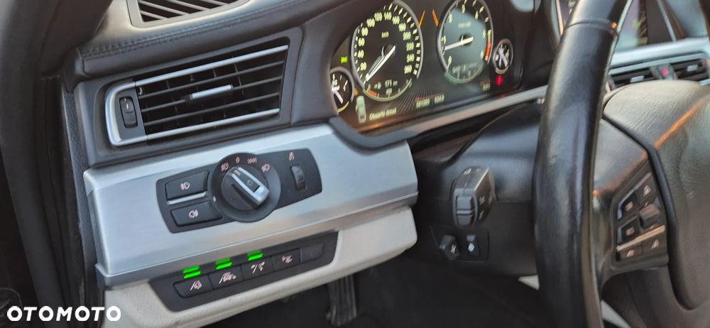 BMW Seria 7 730Ld Edition Exclusive - 6