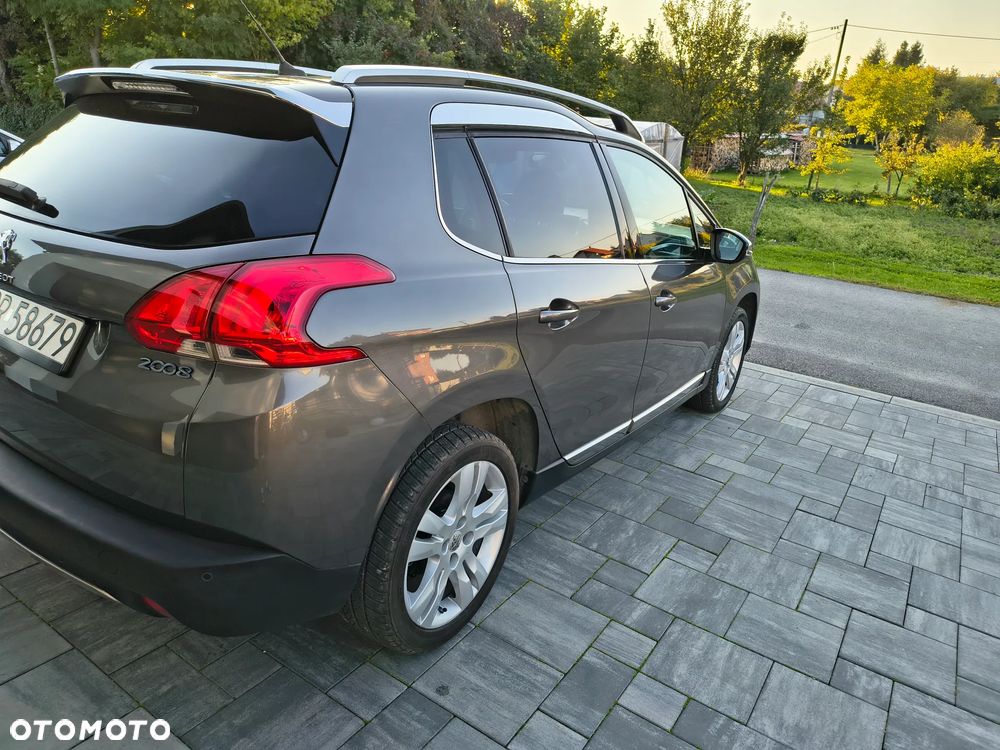 Peugeot 2008 PureTech 82 Allure - 6