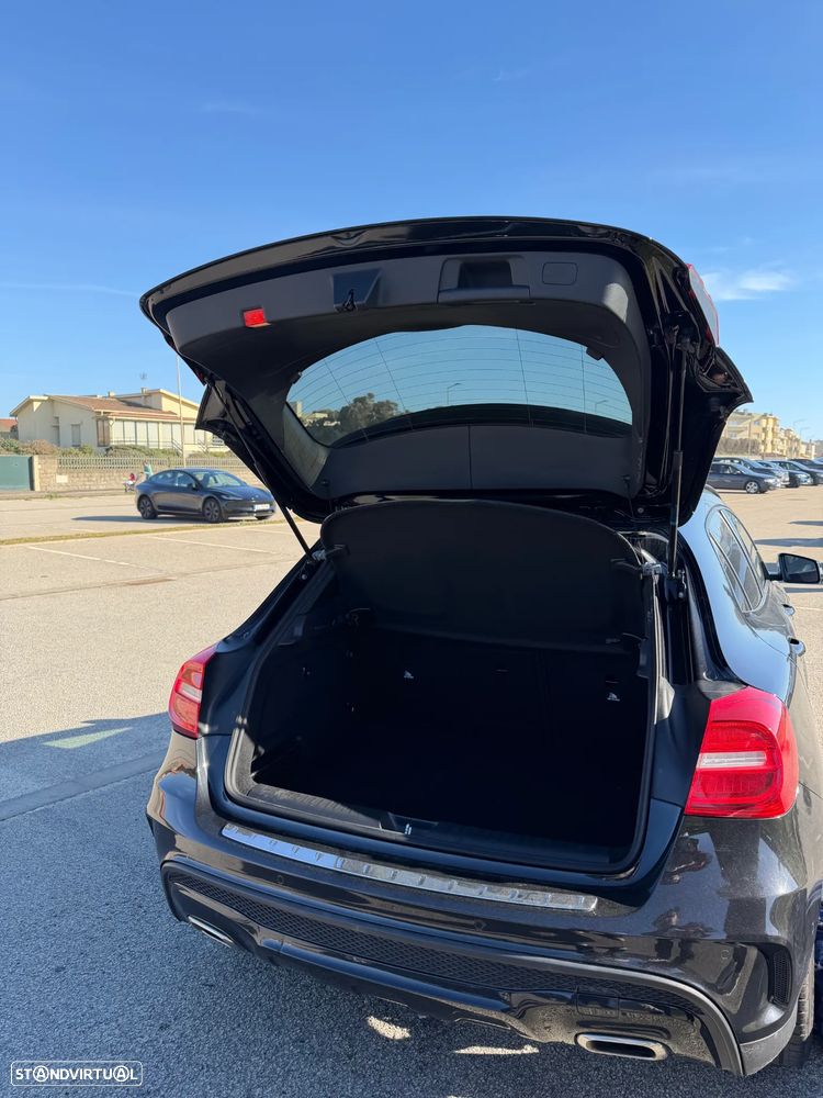 Mercedes-Benz GLA 220 CDI AMG Line 4-Matic - 13