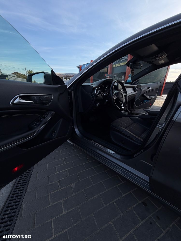 Mercedes-Benz CLA 200 - 12