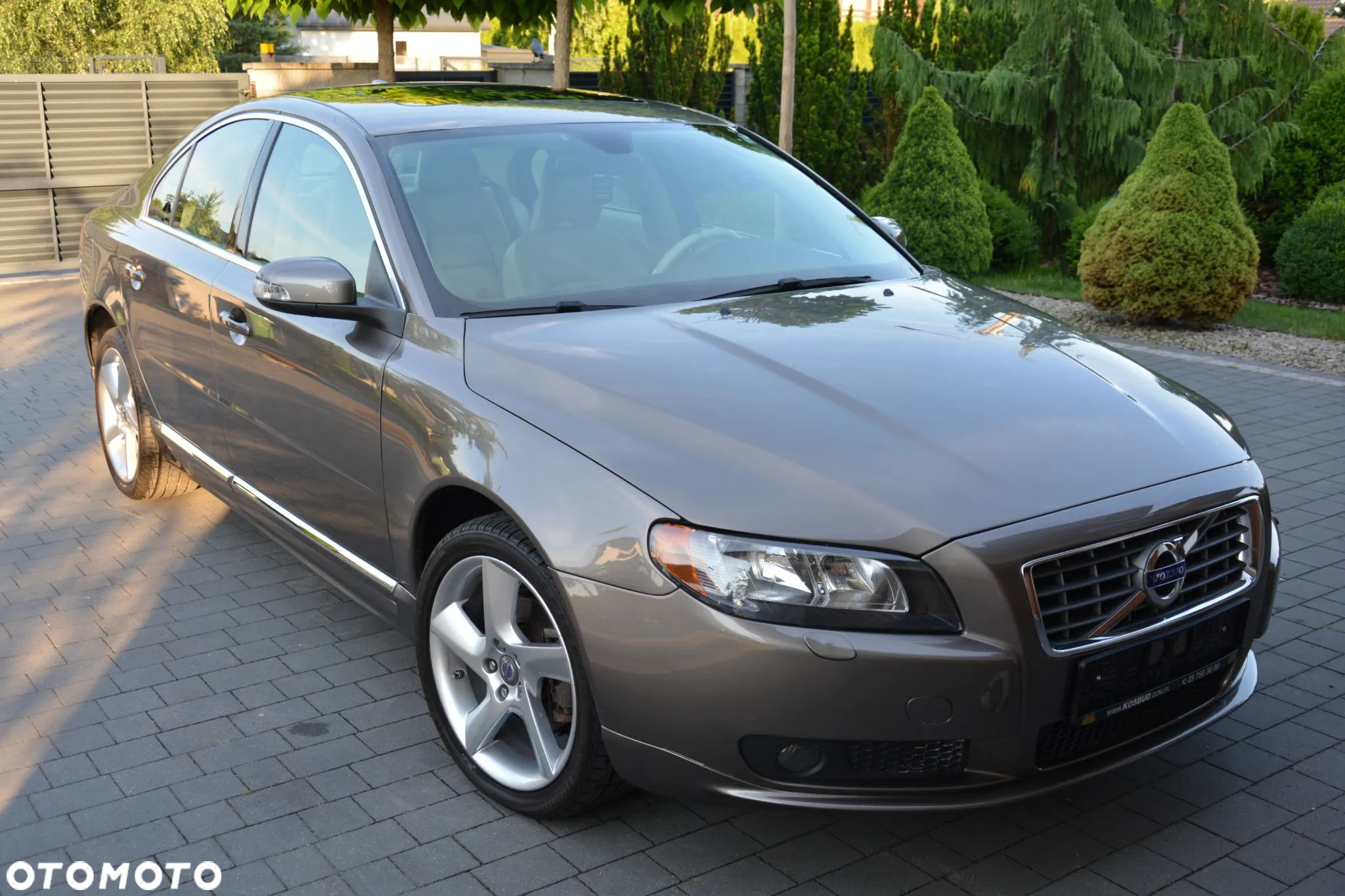 Volvo S80 - 1
