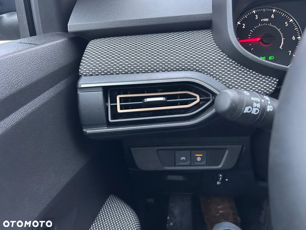 Dacia Sandero Stepway 1.0 TCe Expression - 23