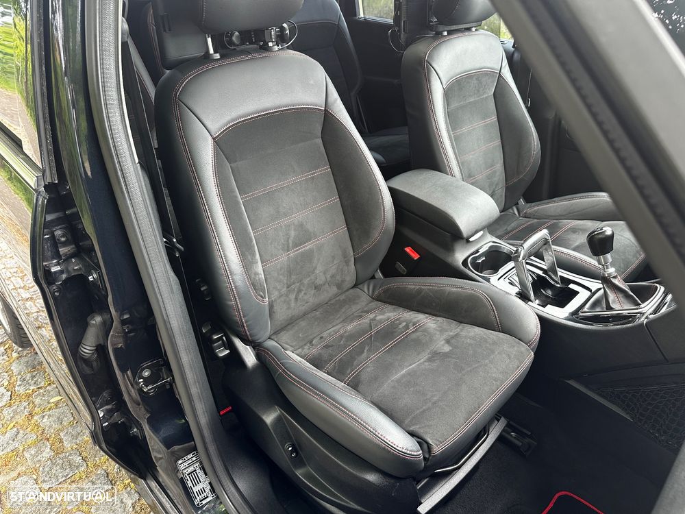 Ford S-Max 2.0 TDCi DPF Titanium - 30