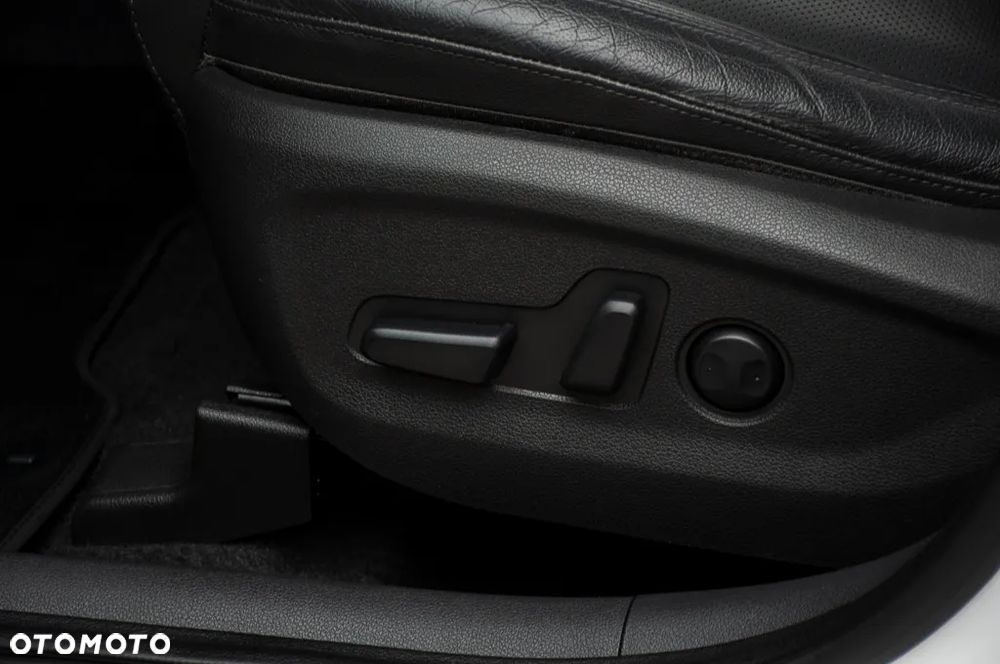 Hyundai Tucson 1.6 CRDi 48V-Hybrid 2WD DCT Prime - 36