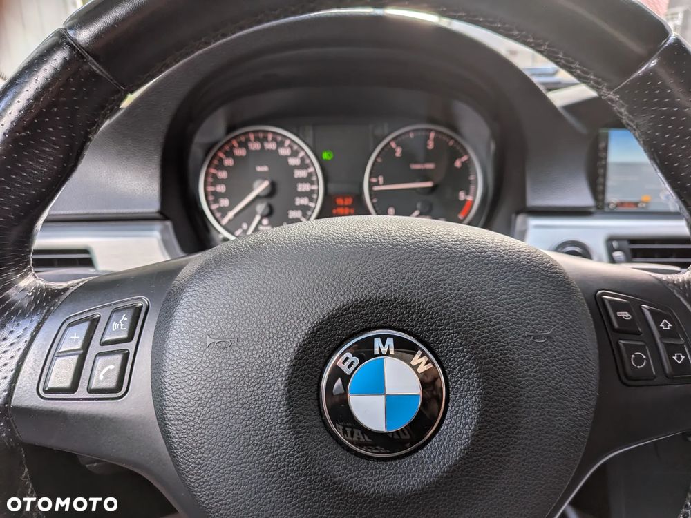 BMW Seria 3 - 16