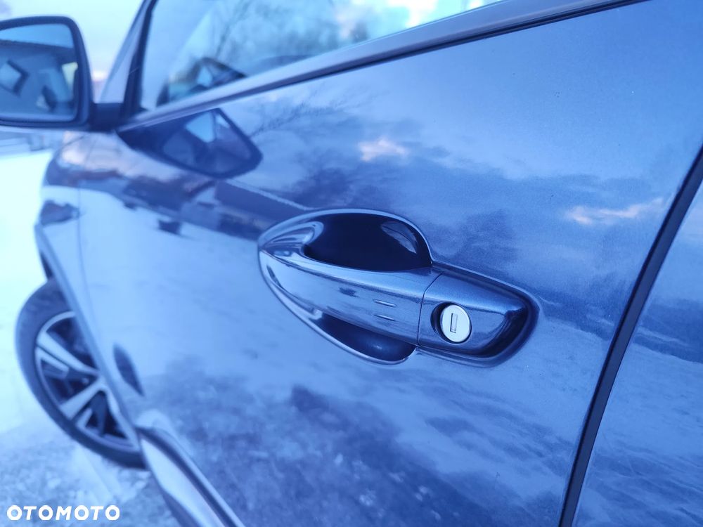 Peugeot 5008 1.6 BlueHDI Allure S&S EAT6 - 38