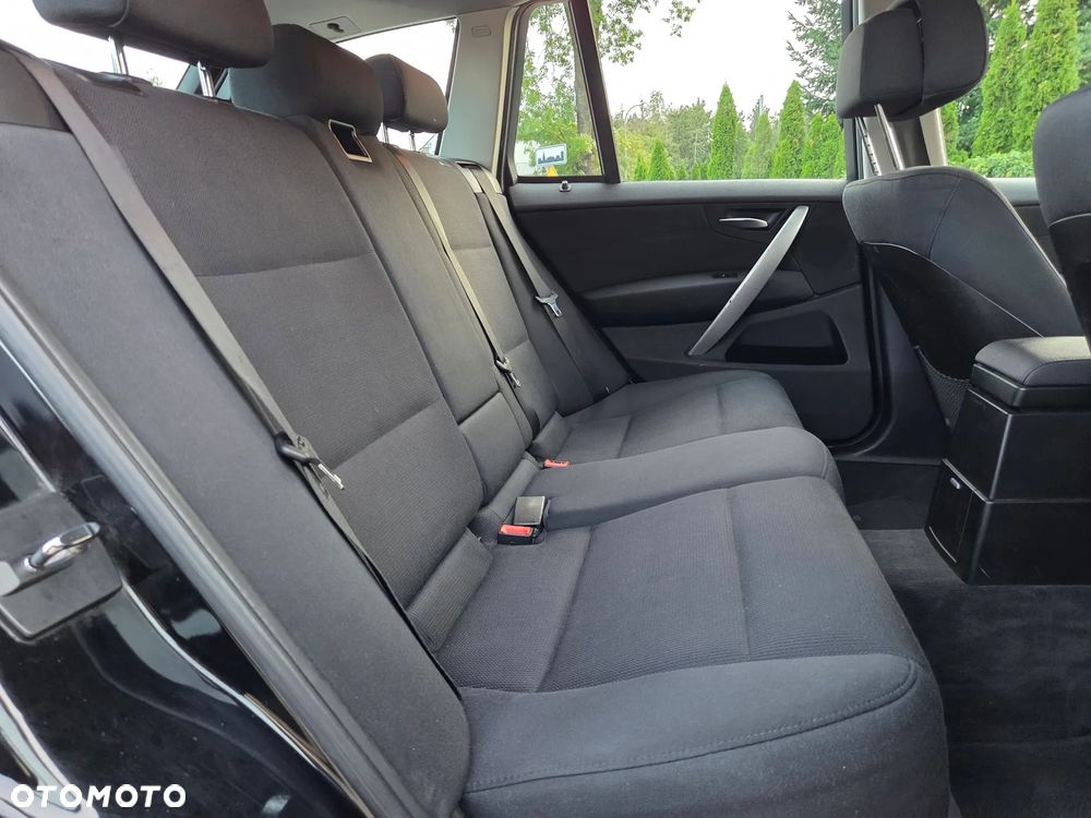BMW X3 2.0d - 9