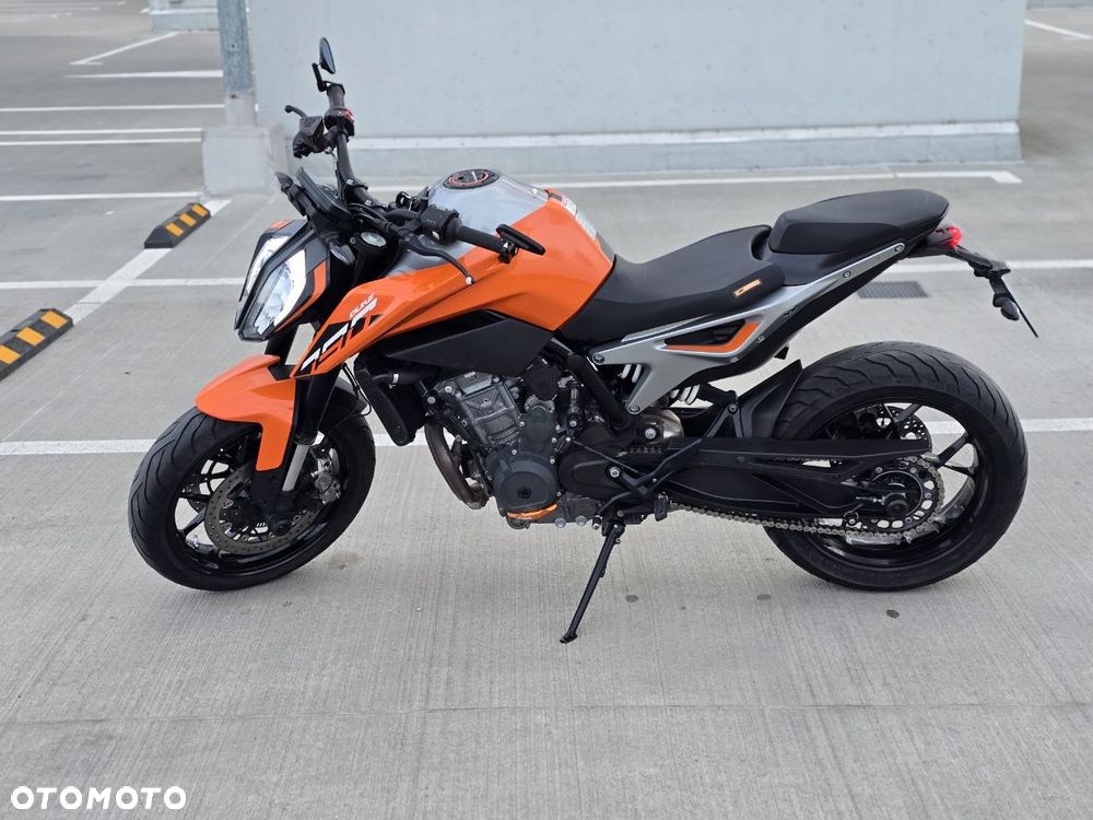KTM Duke 790 - 2