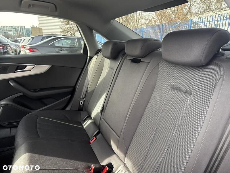 Audi A4 Limousine 35 TDI mHEV S tronic - 18
