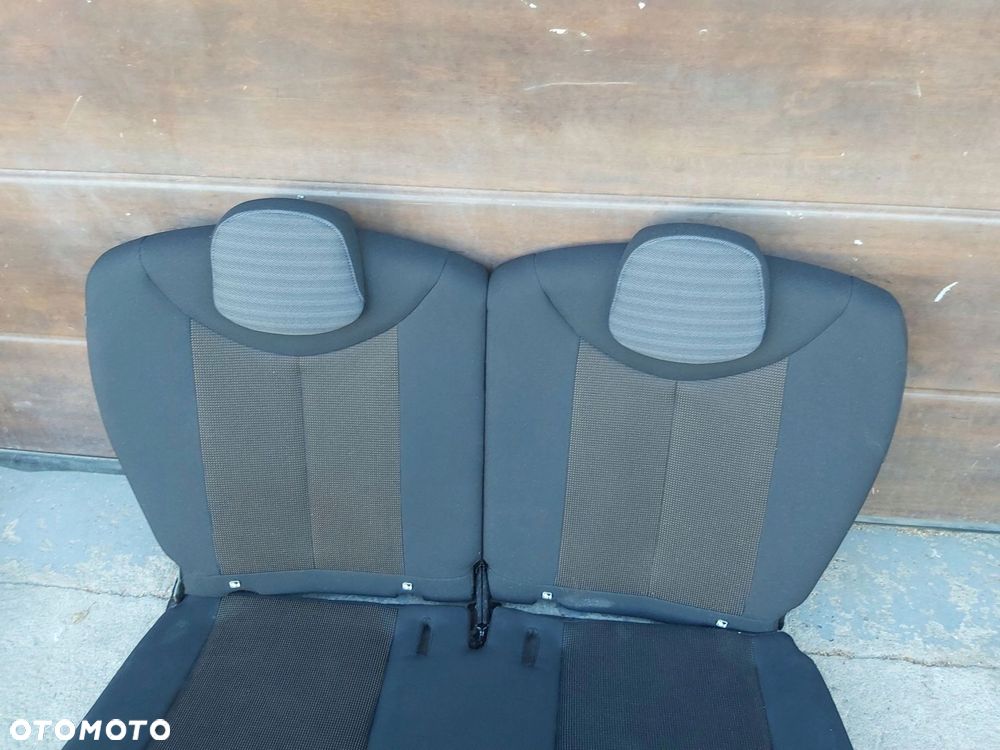 Toyota AYGO II kanapa tył oparcie siedzisko zagłówek - 2