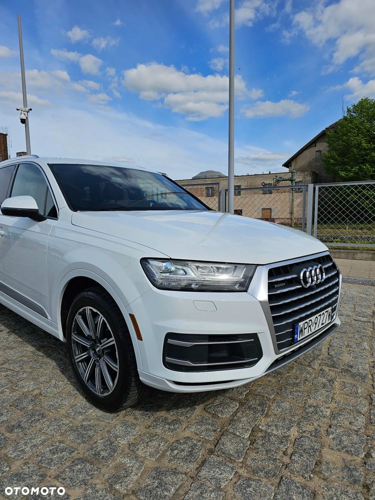 Audi Q7 3.0 TFSI Quattro Tiptronic - 4