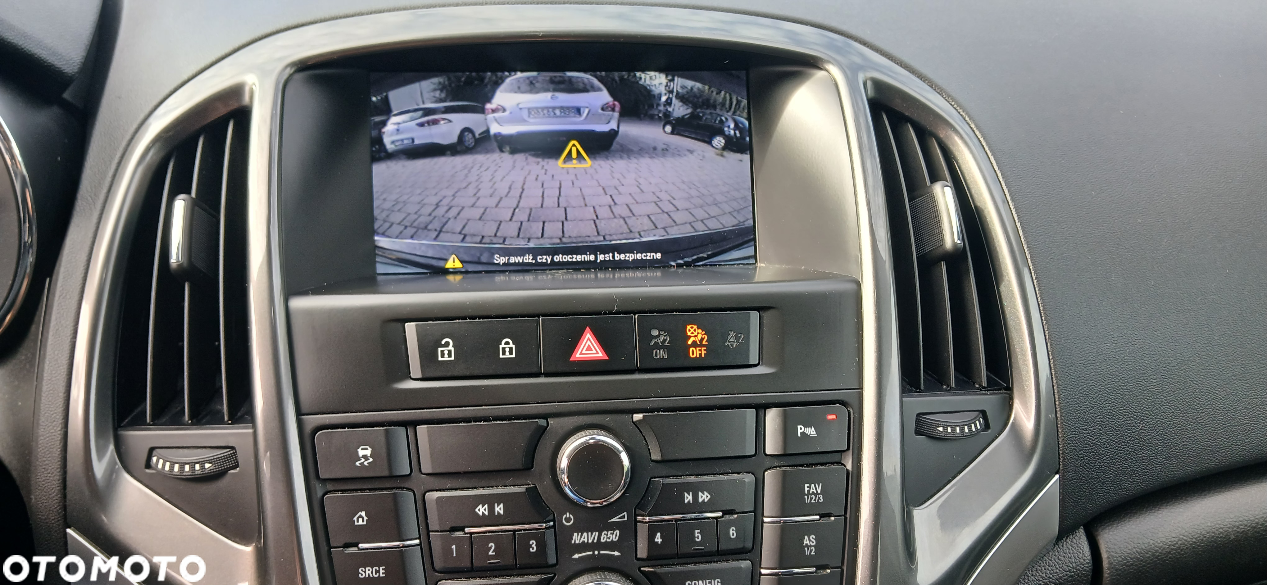 Opel Astra IV 1.7 CDTI Cosmo S&S - 12