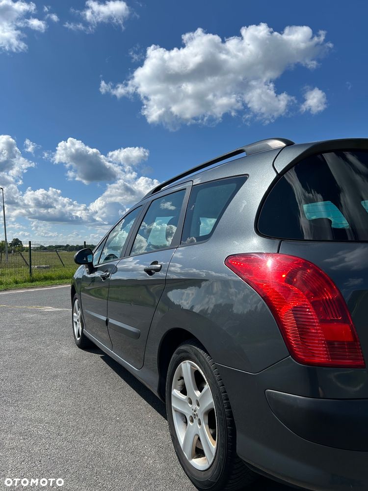 Peugeot 308 2009 photo 4