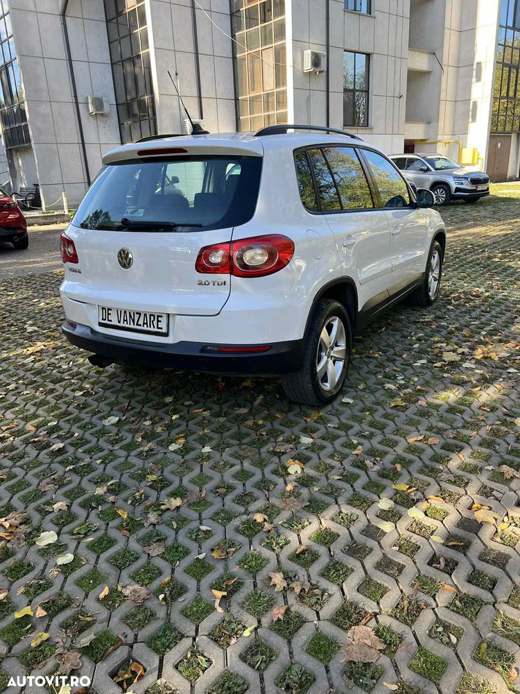 Volkswagen Tiguan 2.0 TDI 4Motion Track & Style - 4