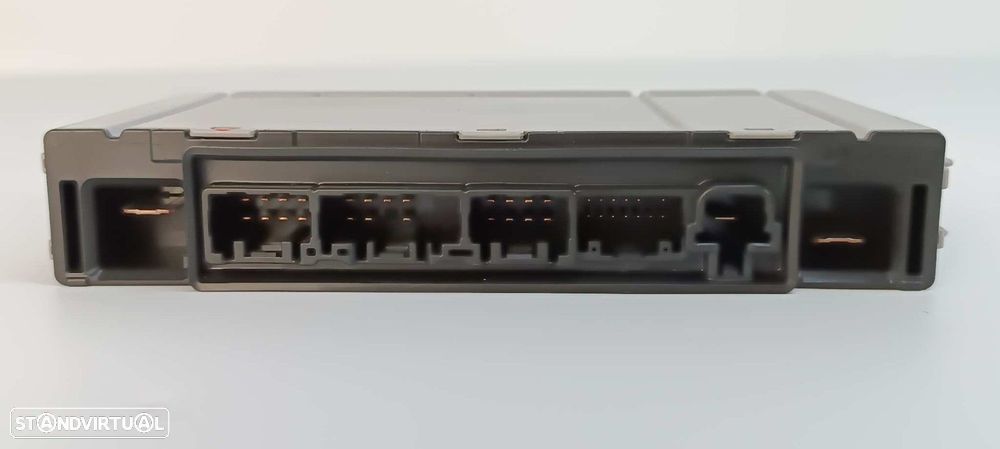 MÓDULO ELETRÓNICO LEXUS IS 300H - 2