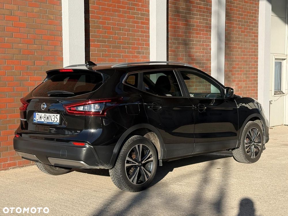 Nissan Qashqai 1.3 DIG-T N-Connecta DCT - 4