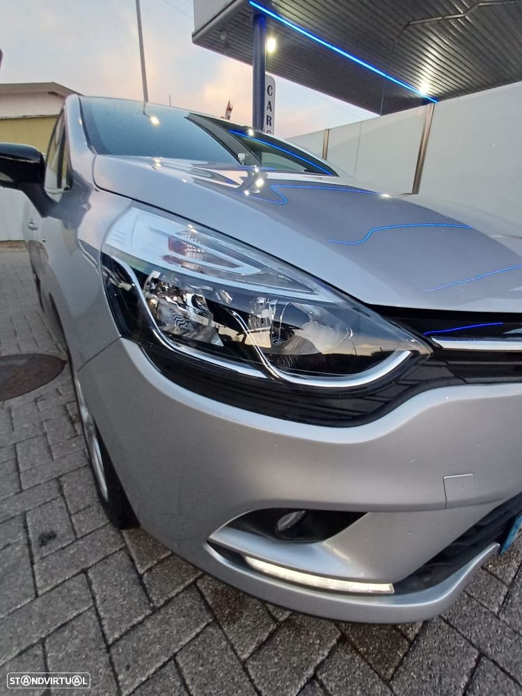 Renault Clio 0.9 TCe Limited Bi-Fuel - 11