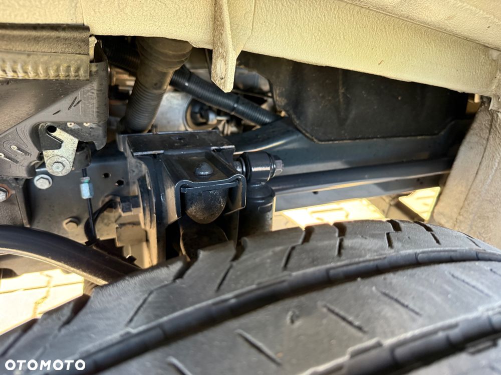 Iveco DAILY 60C16 KONTENER 5,9M + WINDA DHOLLANDIA 24.000 KM PO SERWISIE - 16