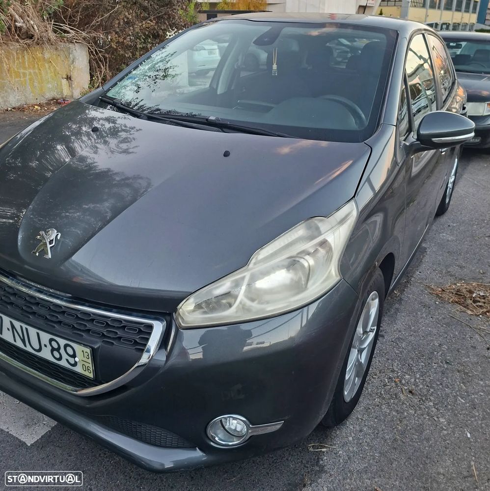 Peugeot 208 1.2 VTi Active — photo 3