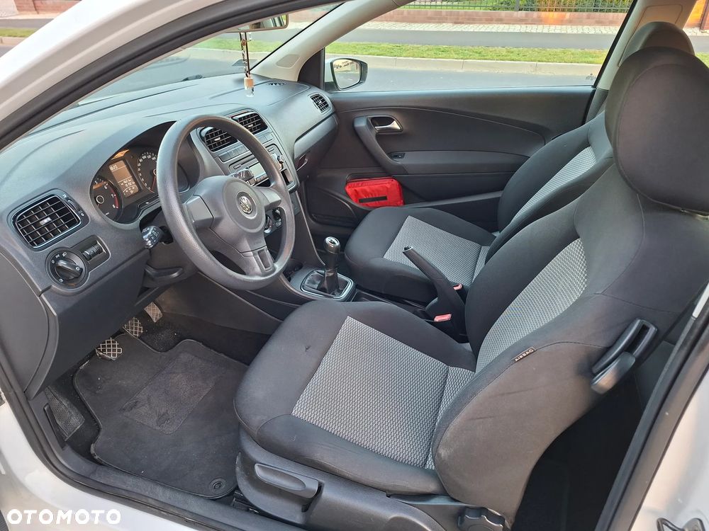 Volkswagen Polo - 7