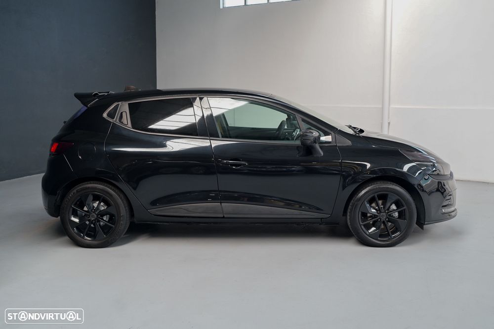 Renault Clio 1.2 16V 75 Dynamique - 9