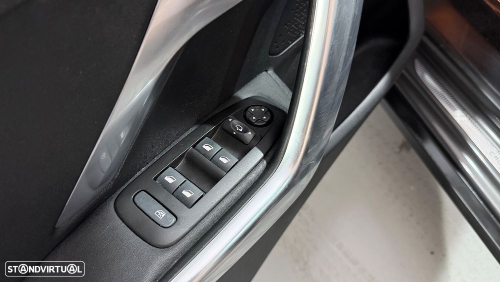 Peugeot 2008 1.2 PureTech Crossway - 18