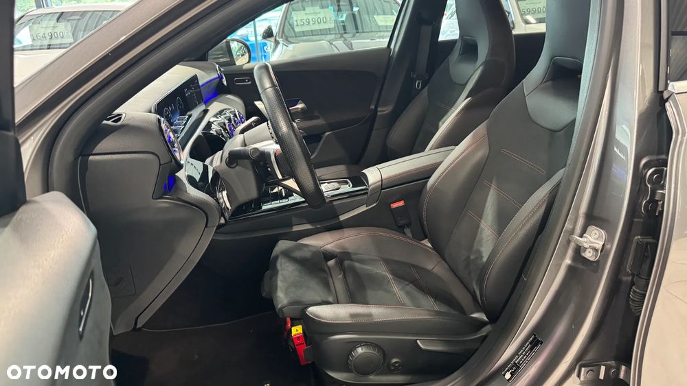 Mercedes-Benz Klasa A 180 AMG Line 7G-DCT - 14