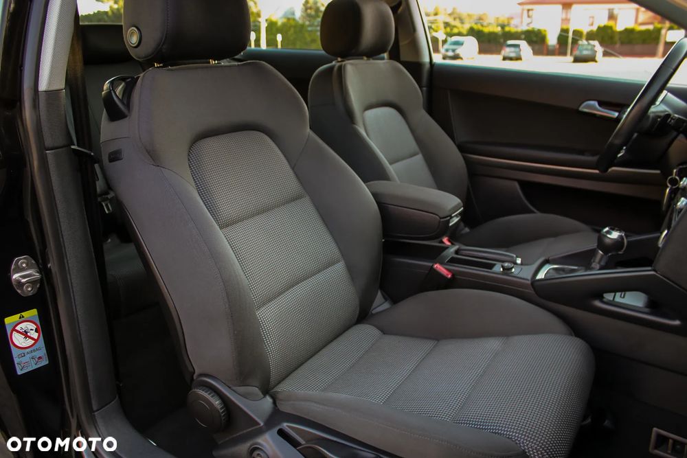 Audi A3 3-drzwiowe 1.4 TFSI S tronic S line Sportpaket - 19