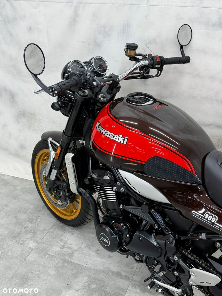 Kawasaki Z 900 RS - 33
