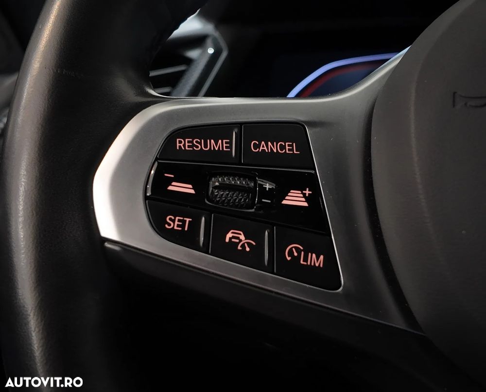 BMW Seria 2 218i Aut. M Sport - 25