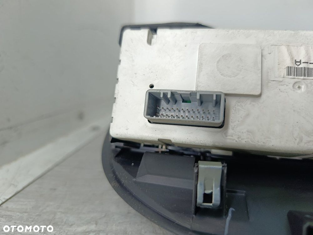 WYŚWIETLACZ RENAULT CLIO III FL 280348139R-A - 2