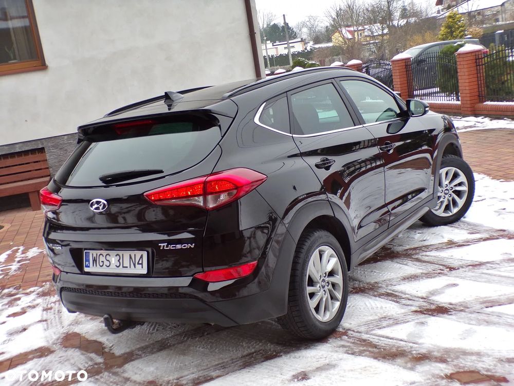 Hyundai Tucson 1.7 CRDI BlueDrive Comfort 2WD - 12