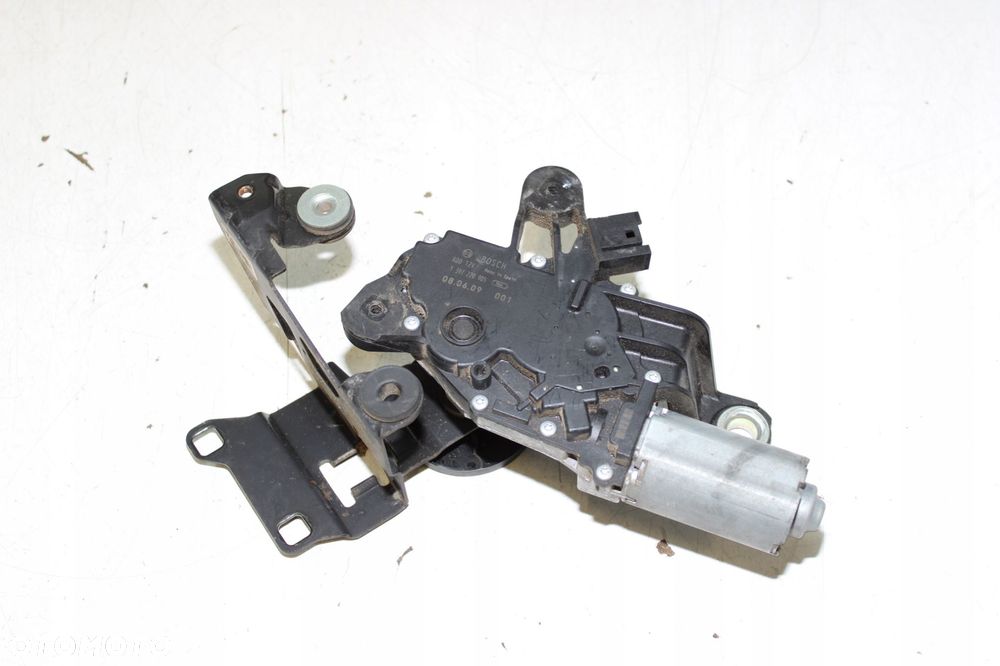 Mechanizm wycieraczki tył silniczek BMW e61 e91 KOMBI 7208601 - 2