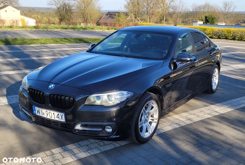 BMW Seria 5 520d xDrive - 4