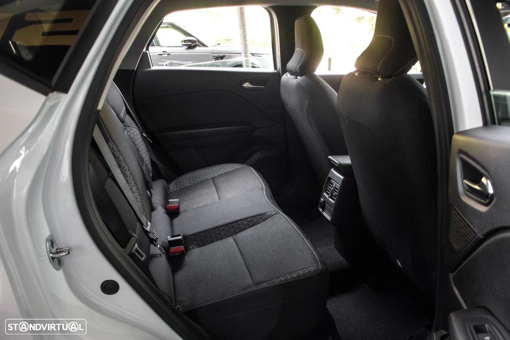 Renault Captur E-TECH 160 INTENS - 31