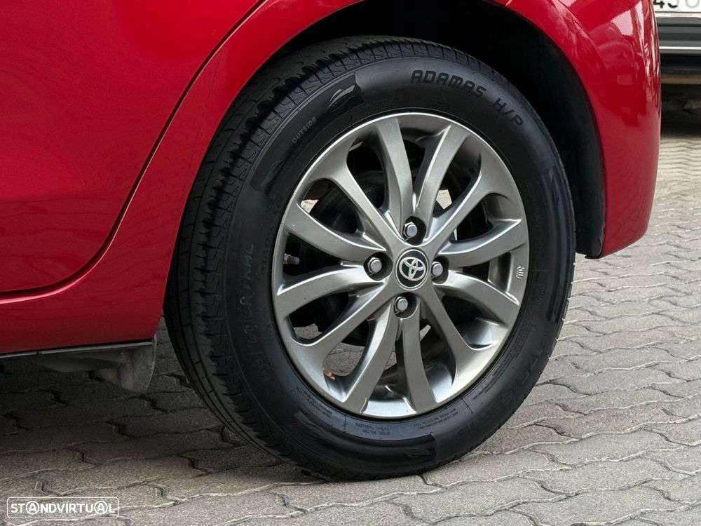 Toyota Yaris - 5