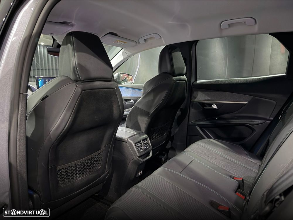 Peugeot 3008 1.6 Hybrid Allure e-EAT8 - 35