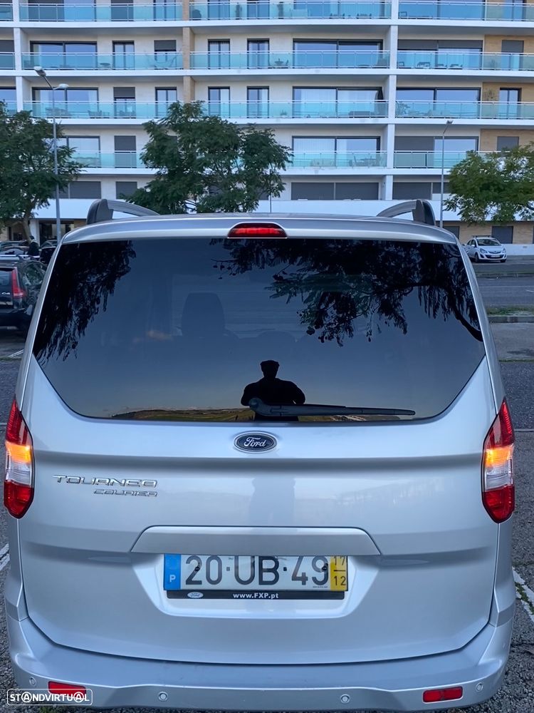 Ford Tourneo Courier 1.5 TDCi Titanium - 10