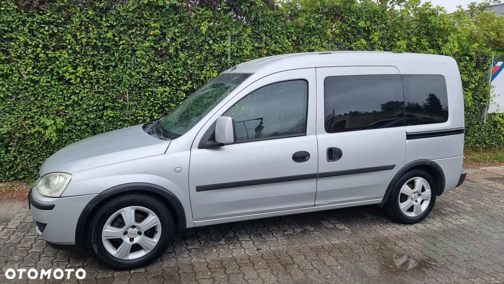 Opel Combo Tour Comfort - 25