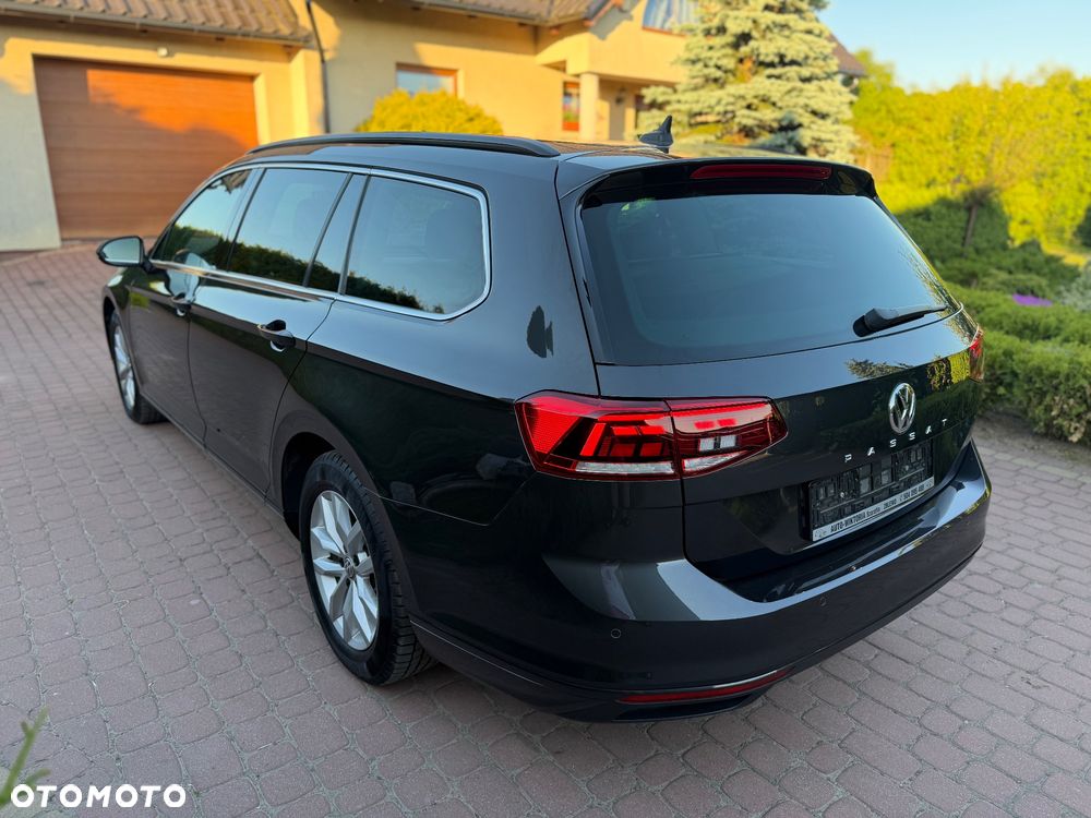 Volkswagen Passat 2.0 TDI SCR DSG Business - 3