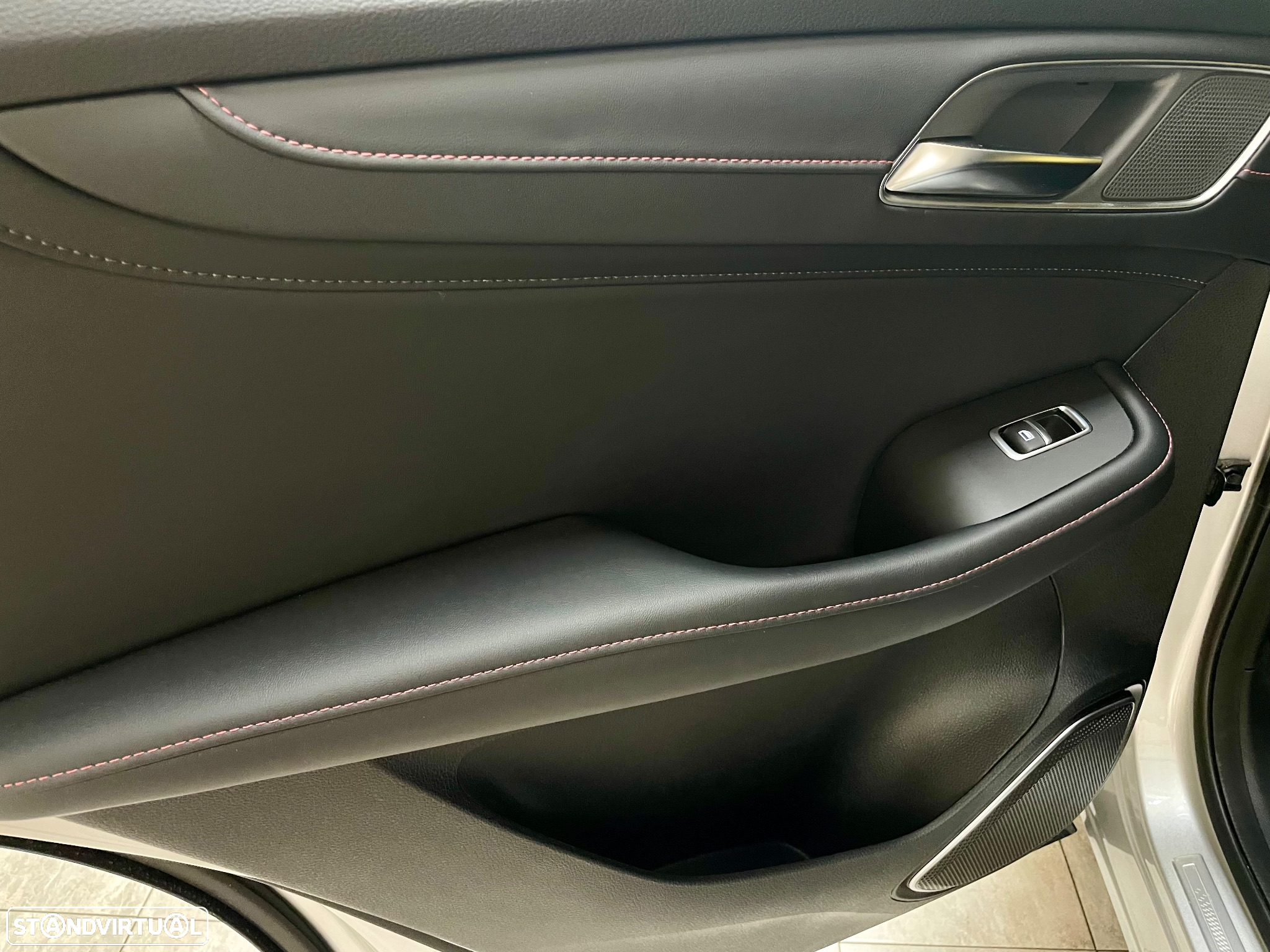 MG EHS 1.5 T-GDI Plug-in Hybrid Comfort - 29