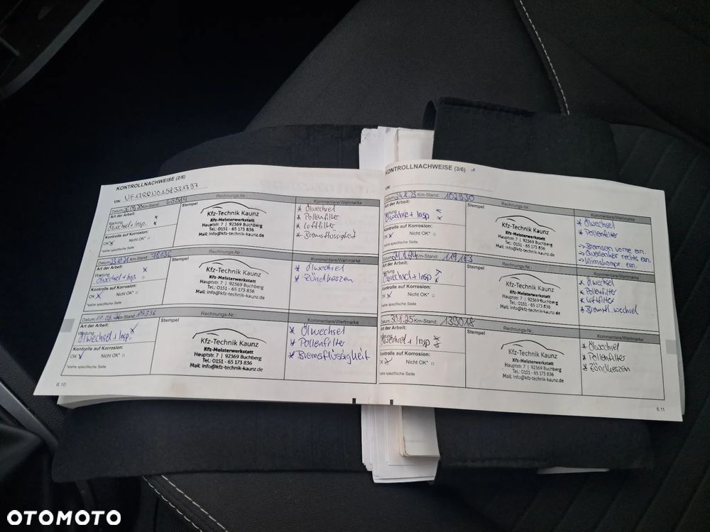 Renault Clio 1.2 16V 75 LIMITED - 23