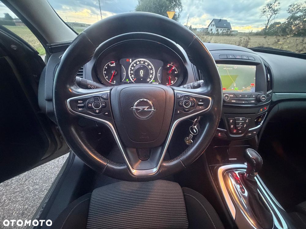 Opel Insignia - 22