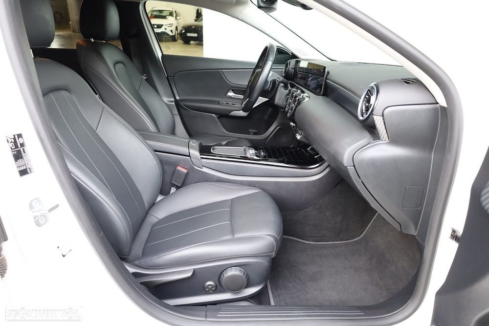 Mercedes-Benz A 200 Progressive Aut. - 42