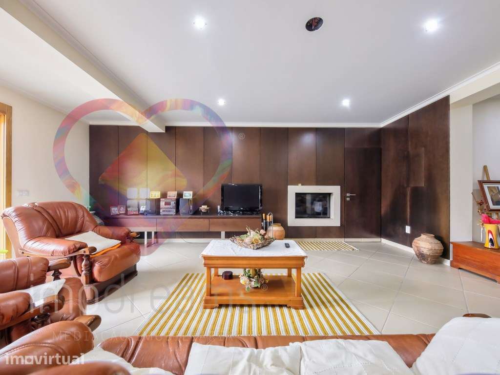 Quinta com Moradia T6 em Viseu - Grande imagem: 4/30