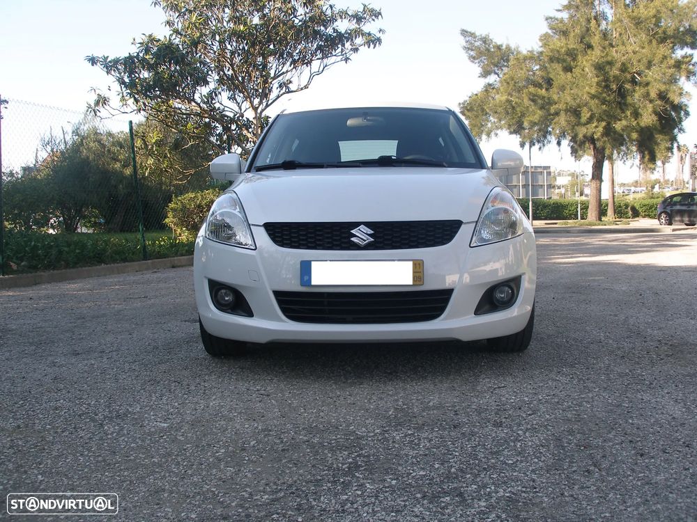 Suzuki Swift 1.2 VVT GLX - 4