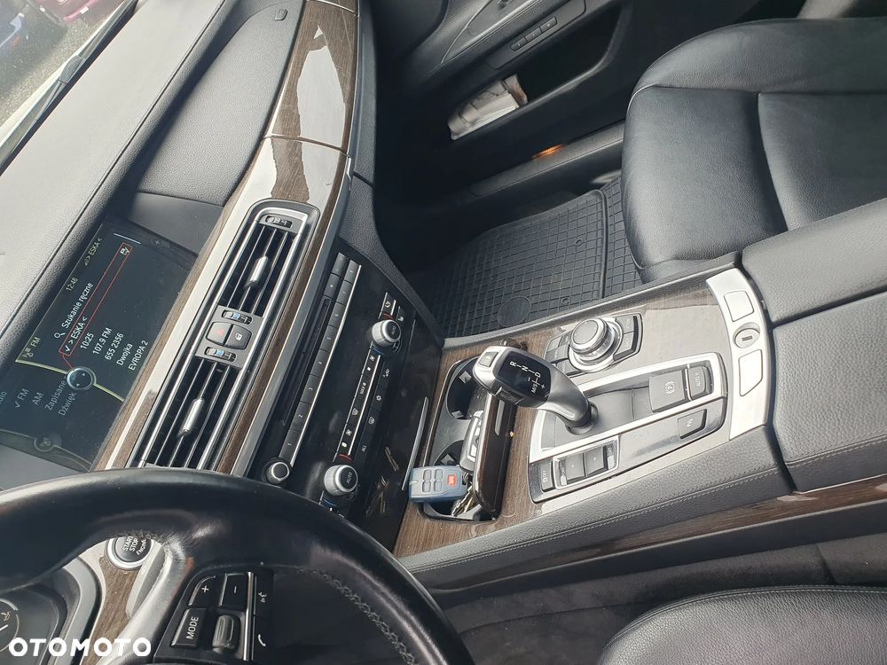 BMW Seria 7 730d Blue Performance - 14